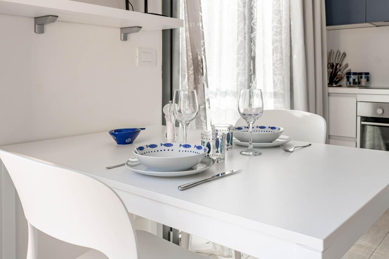 Appartement H11 Luxury 12B Porto - Piscina - Jacuzzi à Santo Stefano al Mare Extérieur photo